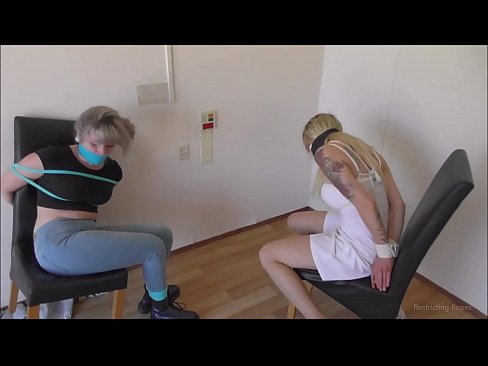 ❤️ Ferslave / fêstbûn en gagged / famke yn need ️ Porno vk by wy