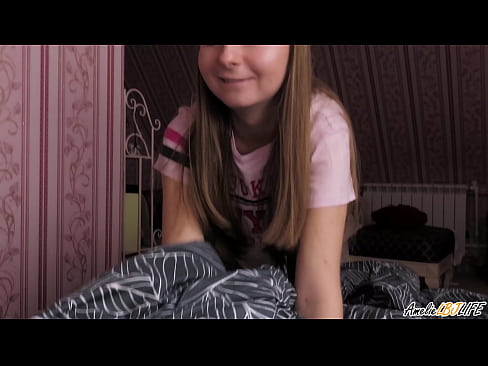 ❤️ Blondie sûget har BFF's djip en krijt cum yn 'e mûle ️ Porno vk by wy